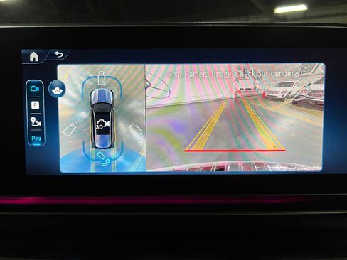 Used 2025 Mercedes-Benz GLS 450 4MATIC image 39