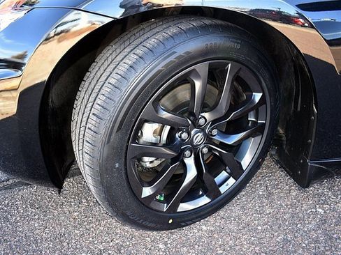 Used 2019 Nissan 370Z Touring image 14