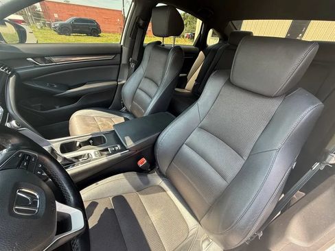 Used 2020 Honda Accord Sport image 22