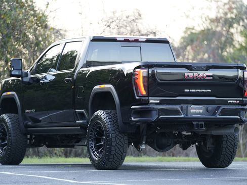 Used 2026 GMC Sierra 2500 AT4 w/ AT4 Premium Plus Package image 3