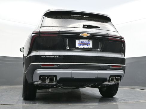 New 2026 Chevrolet Traverse LT FWD image 40