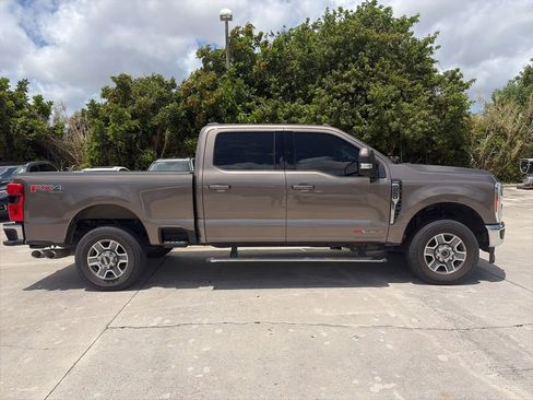 Used 2023 Ford F250 Lariat w/ Lariat Ultimate Package AWD/4WD image 2