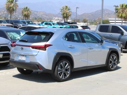 Certified 2023 Lexus UX 250h FWD w/ Accessory Package (Z2) image 21