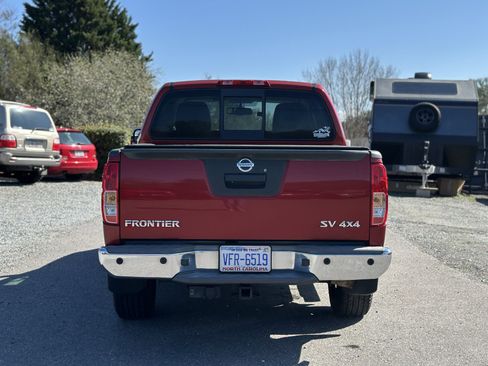 Used 2016 Nissan Frontier SV w/ SV Value Truck Package image 4