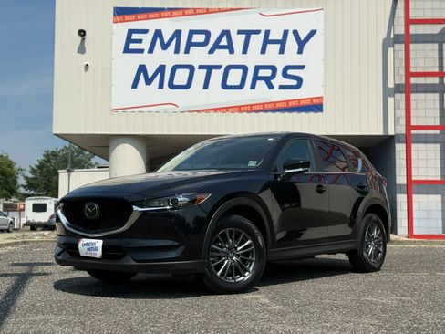 Used 2019 MAZDA CX-5 Touring FWD image 1