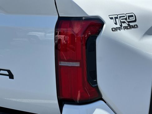 New 2026 Toyota Tacoma TRD Off-Road w/ TRD Off Road Upgrade Package AWD/4WD image 30