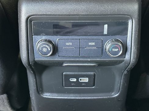 Certified 2020 GMC Acadia SLE FWD image 15