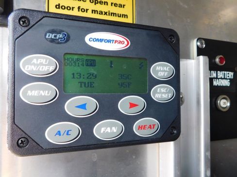 Used 2012 Ford F450 XL w/ PWR Equipment Group image 38