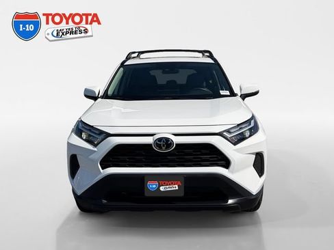 Certified 2025 Toyota RAV4 XLE w/ Convenience Package FWD image 8