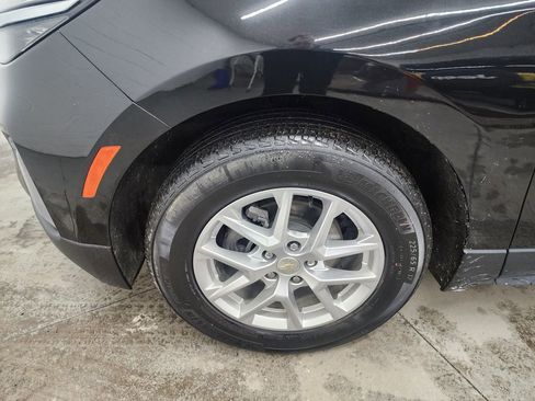 Used 2022 Chevrolet Equinox LT image 41