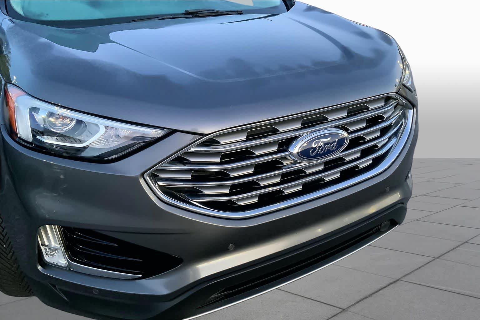Used 2022 Ford Edge Titanium AWD/4WD image 27
