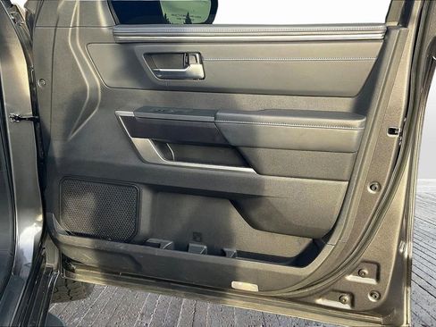 Used 2022 Toyota Tundra Platinum image 27