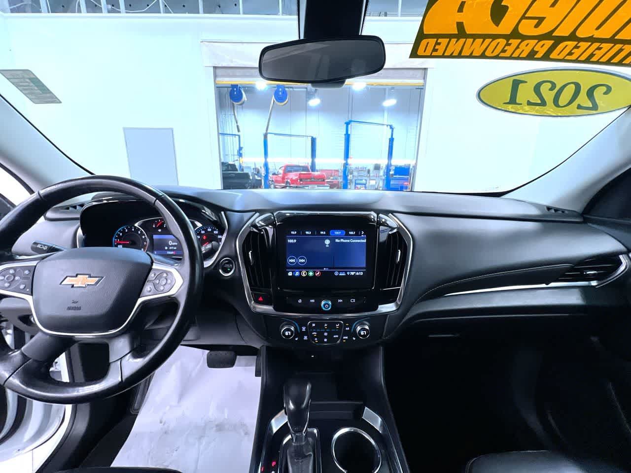 Used 2021 Chevrolet Traverse LT w/ LPO, Cargo Package AWD/4WD image 23