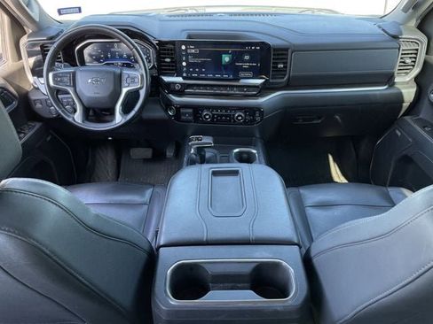 Used 2022 Chevrolet Silverado 1500 RST AWD/4WD image 10