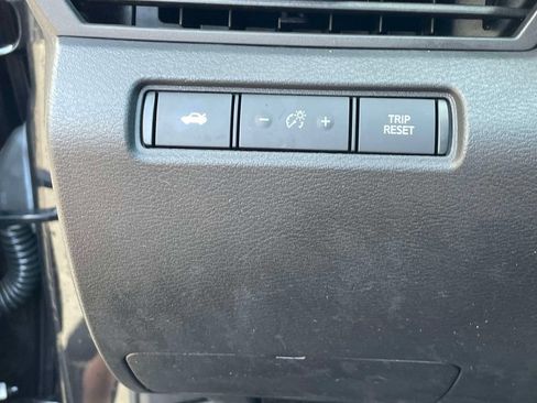 Used 2021 Nissan Altima 2.5 SV FWD image 29