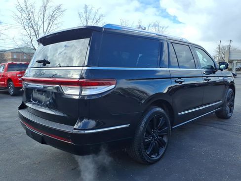 Used 2022 Lincoln Navigator L Reserve image 7