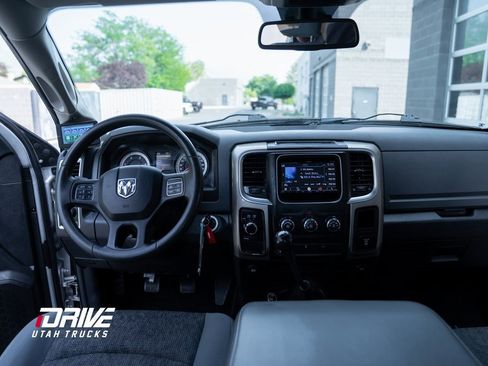 Used 2014 RAM 2500 SLT w/ Cold Weather Group image 26