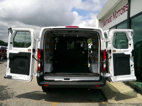 Used 2025 Ford Transit 250 Low Roof w/ Exterior Upgrade Package RWD image 7