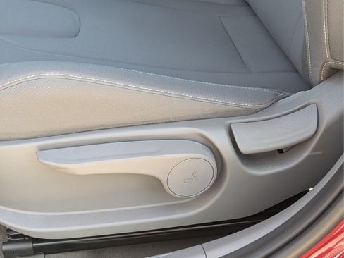 Used 2023 Hyundai Elantra SEL w/ Convenience Package FWD image 16