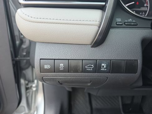 Certified 2022 Toyota Camry LE w/ Convenience Package AWD/4WD image 16