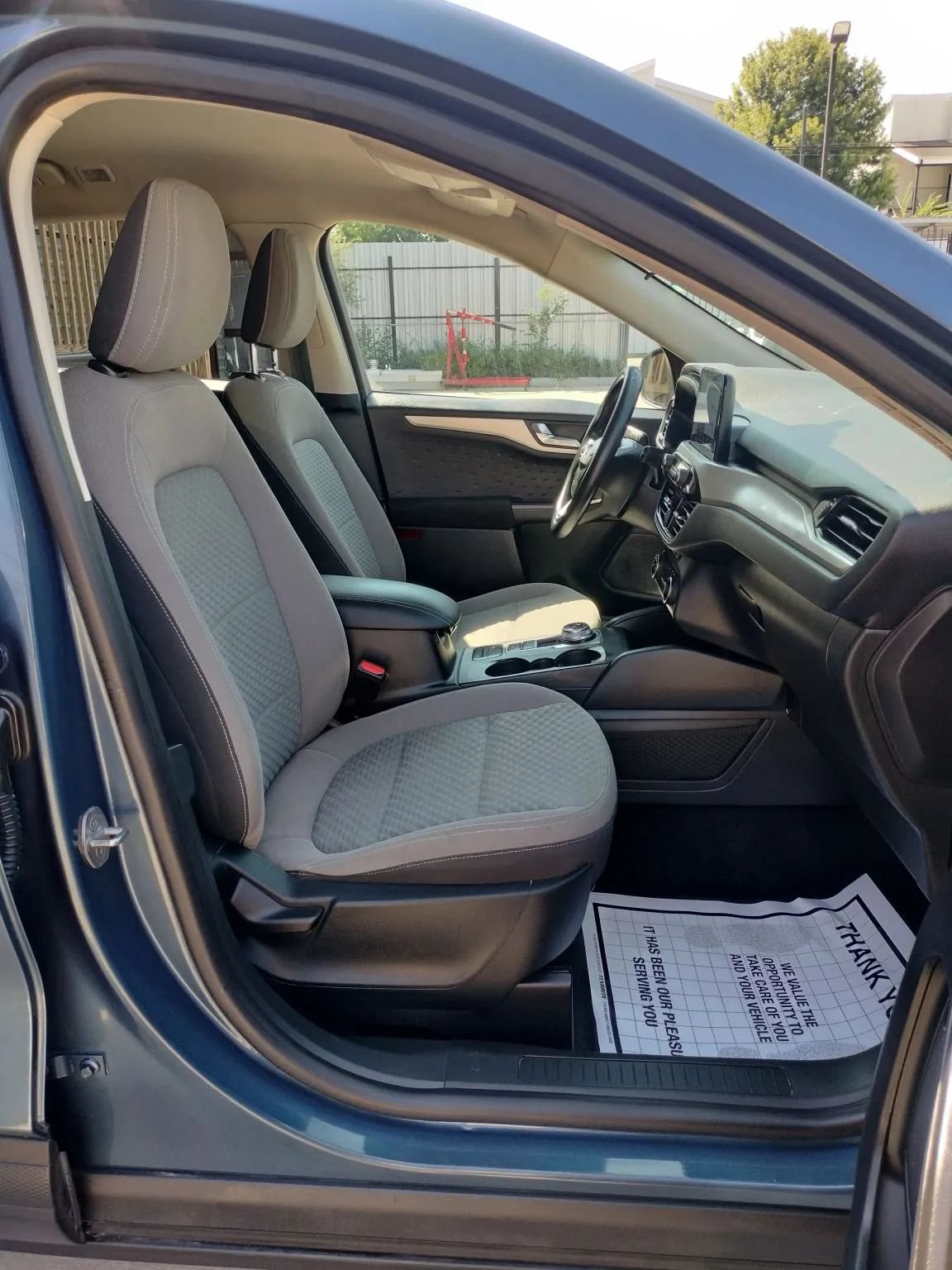 Used 2020 Ford Escape SE FWD image 32
