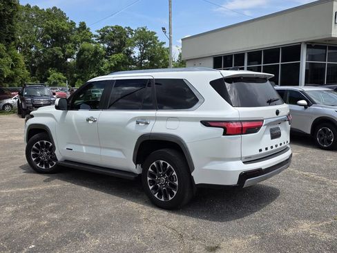 Used 2024 Toyota Sequoia Limited AWD/4WD image 5