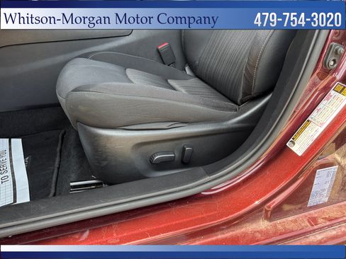 Used 2025 Nissan Altima 2.5 SV FWD image 13