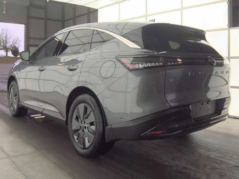 Certified 2025 Nissan Murano SL w/ Cargo Package AWD/4WD image 2