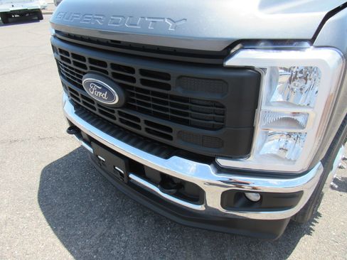 Used 2024 Ford F350 XL w/ XL Driver Assist Package AWD/4WD image 21