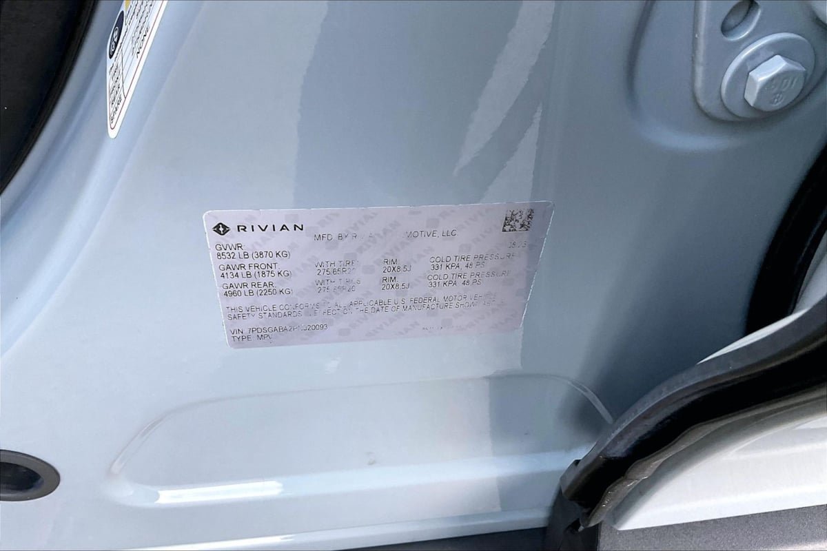 Used 2023 Rivian R1S Adventure Quad AWD/4WD image 31