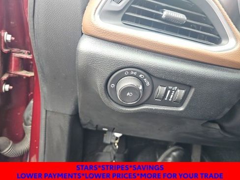 Used 2018 Chrysler Pacifica Limited w/ Advanced Safetytec Group FWD image 22
