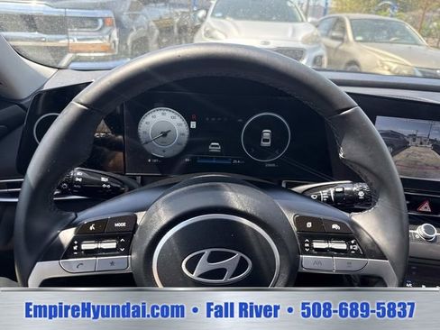 Used 2024 Hyundai Elantra SEL w/ Convenience Package FWD image 26