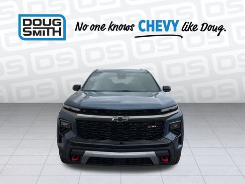 New 2026 Chevrolet Traverse Z71 w/ Enhanced Driving Package image 2