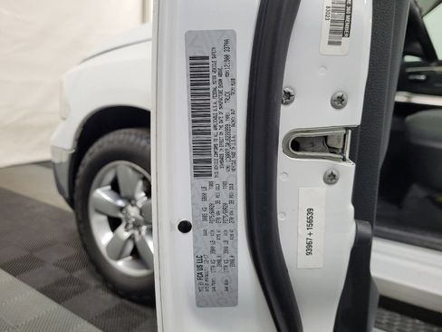 Used 2018 RAM 1500 Big Horn image 33