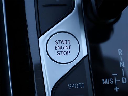 Used 2023 BMW 440i xDrive Convertible w/ Premium Package image 30