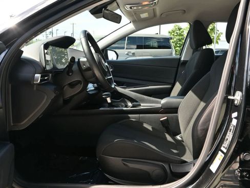 Certified 2023 Hyundai Elantra SEL w/ Convenience Package FWD image 13