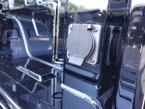 Used 2025 GMC Sierra 1500 Elevation AWD/4WD image 28