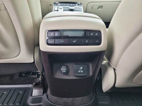 Used 2020 Hyundai Palisade Limited image 15