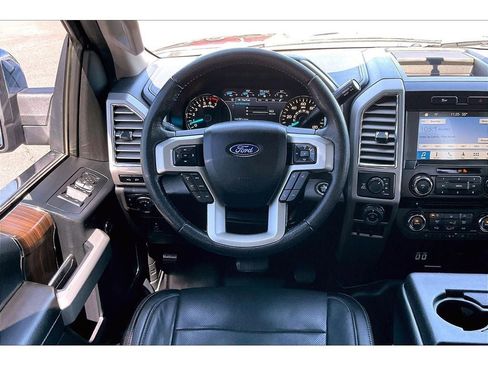 Used 2016 Ford F150 Lariat AWD/4WD image 6
