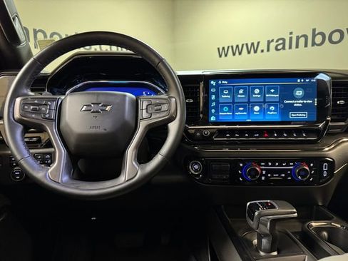 Used 2024 Chevrolet Silverado 1500 ZR2 w/ Technology Package AWD/4WD image 10