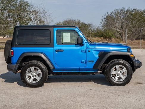Used 2022 Jeep Wrangler Sport S image 8