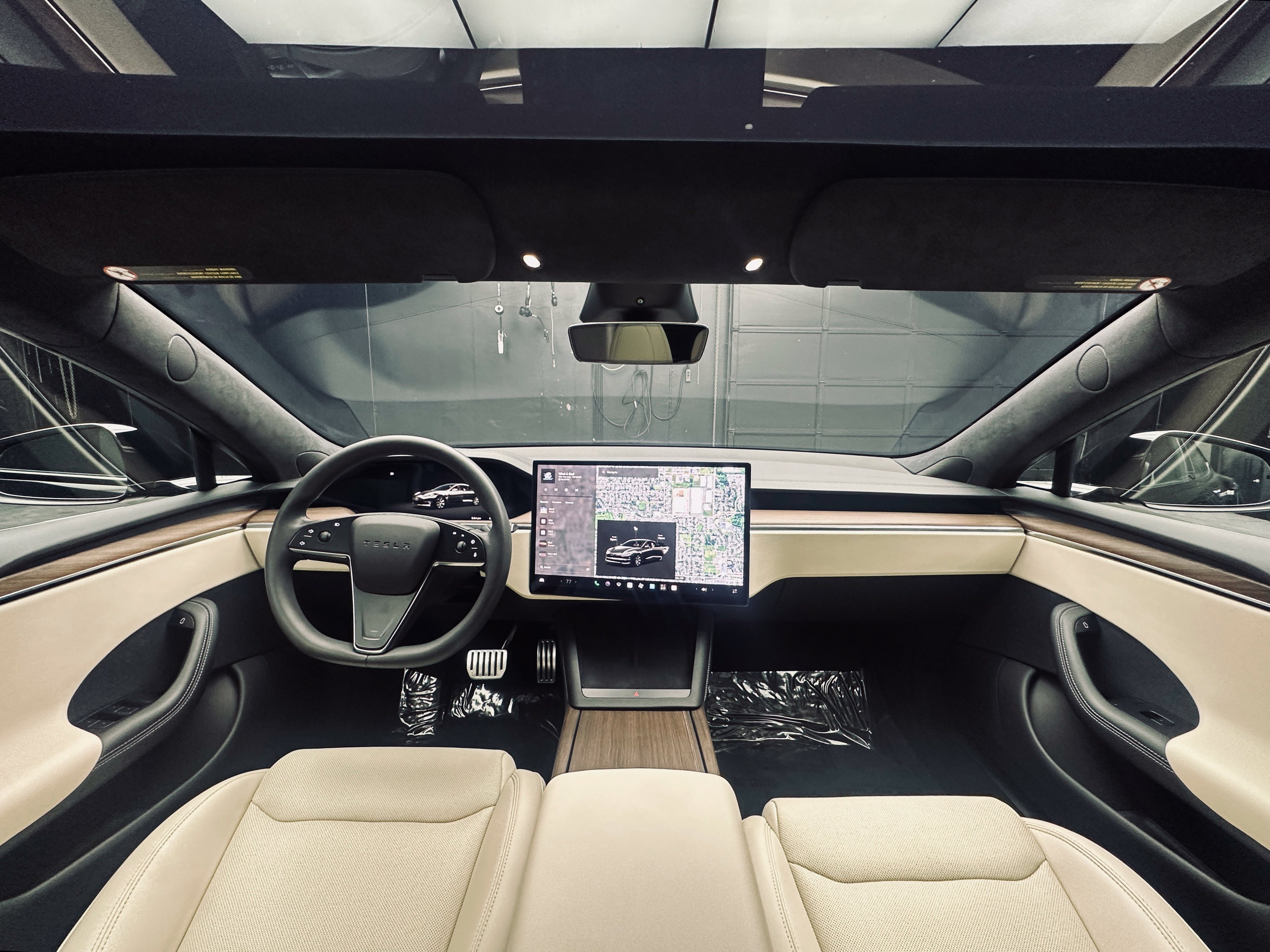 Used 2024 Tesla Model S AWD/4WD image 21