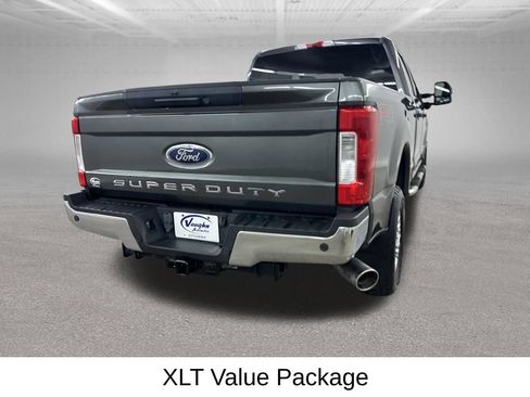 Used 2019 Ford F250 XLT w/ XLT Value Package AWD/4WD image 13