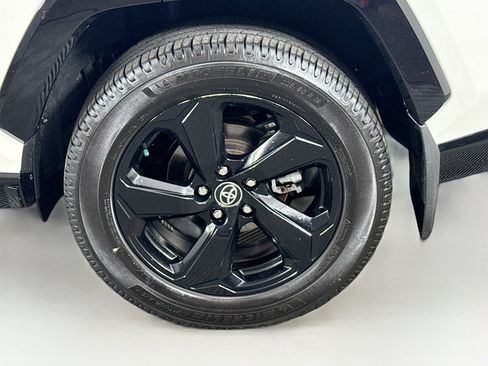 Certified 2020 Toyota RAV4 XSE w/ XSE Grade Weather Package AWD/4WD image 9