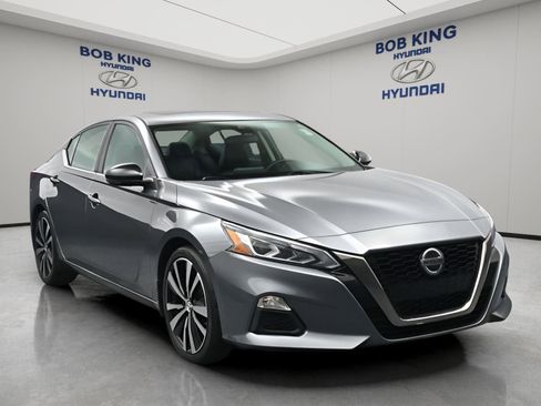 Used 2021 Nissan Altima 2.0 SR image 8