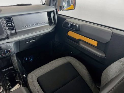 Used 2022 Ford Bronco Big Bend w/ Sasquatch Package AWD/4WD image 25