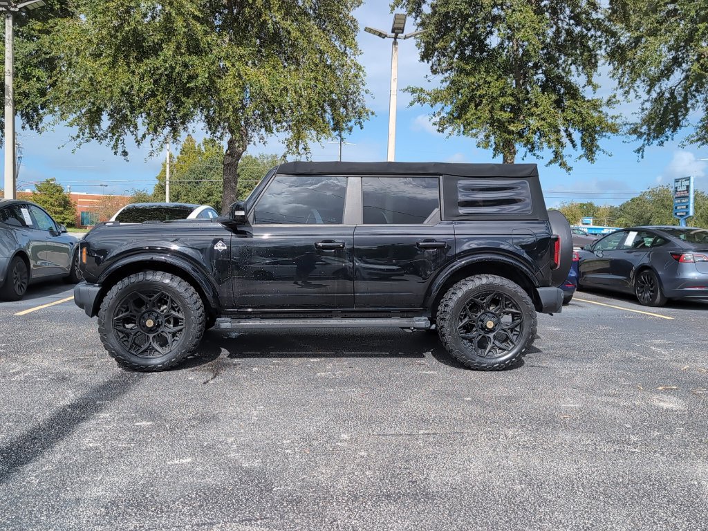 Used 2022 Ford Bronco Outer Banks AWD/4WD image 3