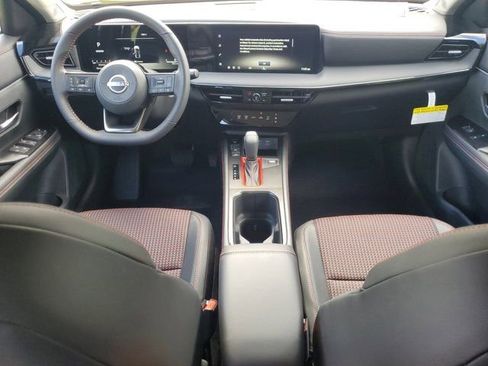 New 2026 Nissan Kicks SR image 7