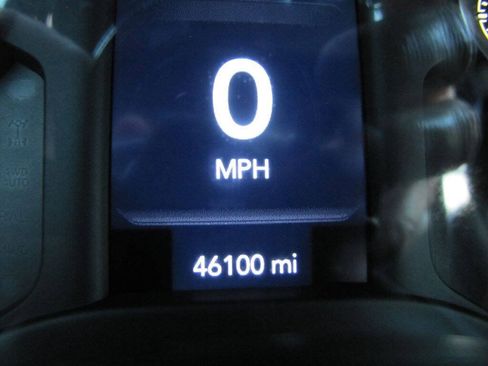 Used 2022 RAM 3500 Tradesman RWD image 34