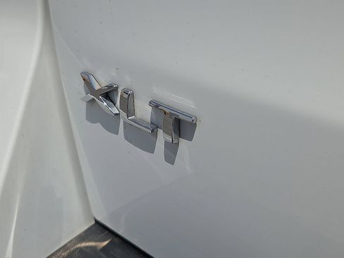 Used 2022 Ford Expedition XLT AWD/4WD image 15